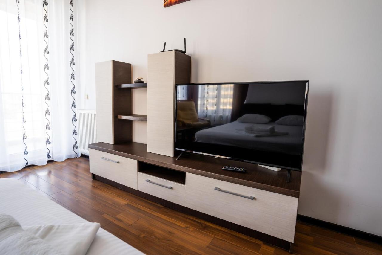 Summerland Relax Apartments Mamaia Εξωτερικό φωτογραφία