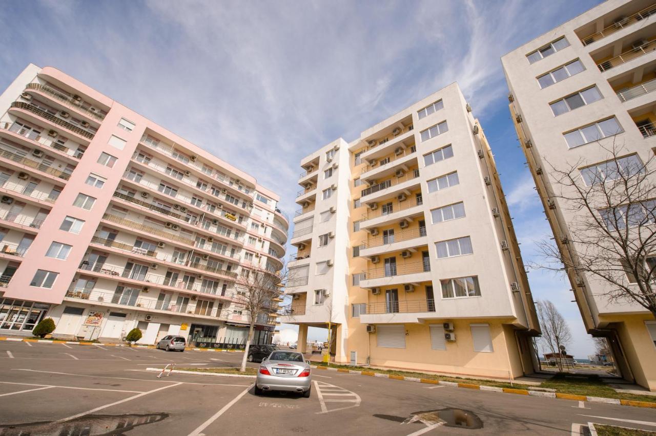 Summerland Relax Apartments Mamaia Εξωτερικό φωτογραφία